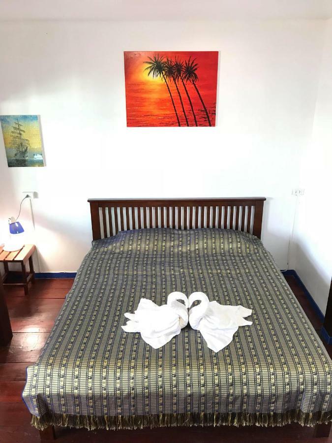 Dutchman Homestay Ko Kut Kültér fotó