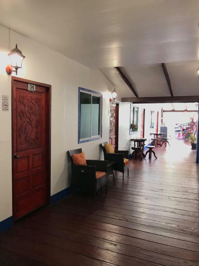 Dutchman Homestay Ko Kut Kültér fotó